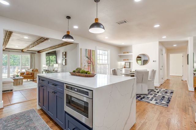 3504 Plymouth Avenue, Fort Worth, TX 76109
