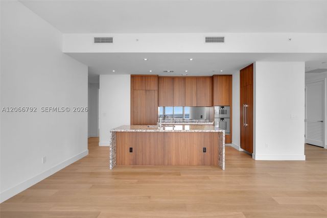 175 SE 25 RD 3003, Miami, FL 33129