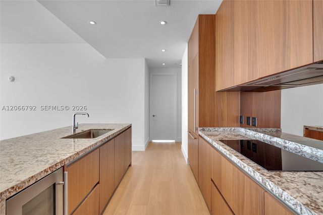 175 SE 25 RD 3003, Miami, FL 33129
