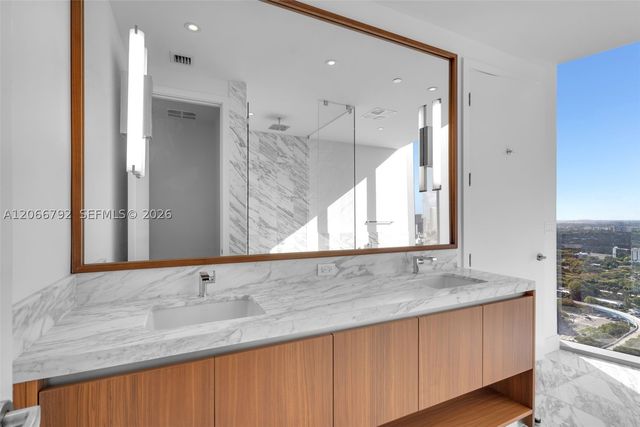175 SE 25 RD 3003, Miami, FL 33129