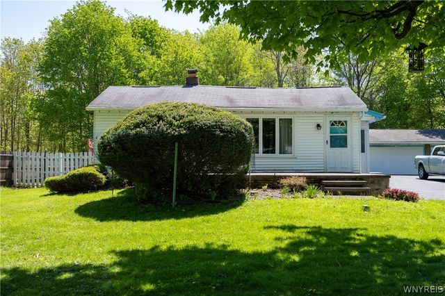 1373 Elwood Drive, Evans, NY 14047