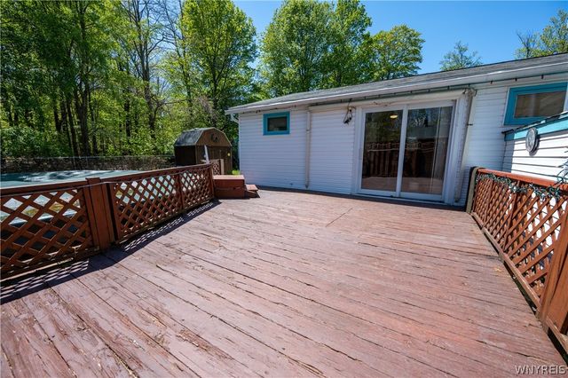 1373 Elwood Drive, Evans, NY 14047