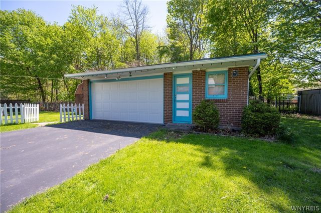 1373 Elwood Drive, Evans, NY 14047