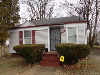 18708 SHAFTSBURY Avenue, Detroit, MI 48219