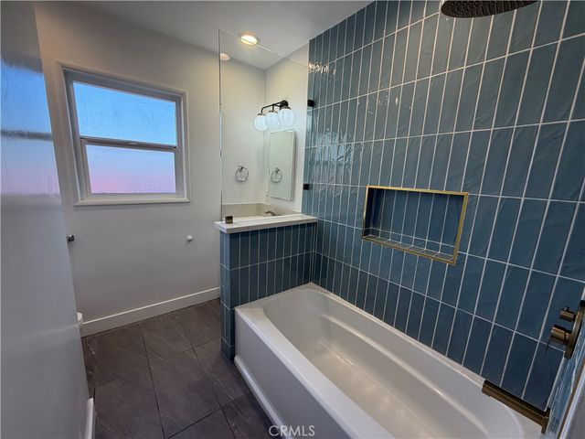 11012 Marklein, San Fernando, CA 91345