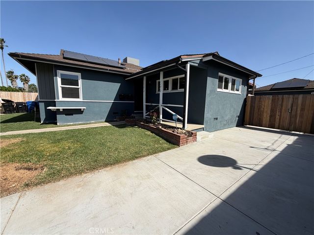 11012 Marklein, San Fernando, CA 91345