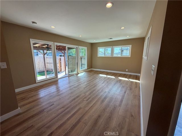 11012 Marklein, San Fernando, CA 91345