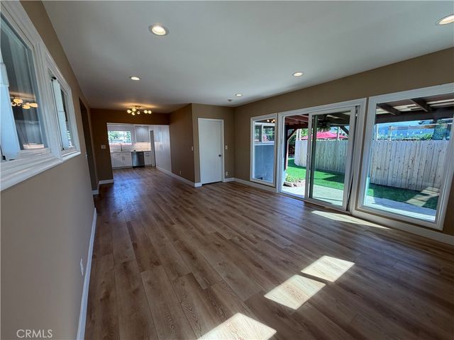 11012 Marklein, San Fernando, CA 91345