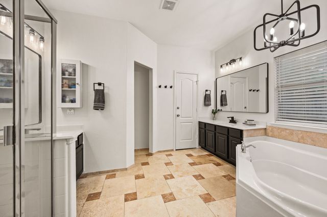 308 Bradbury Drive, Euless, TX 76040