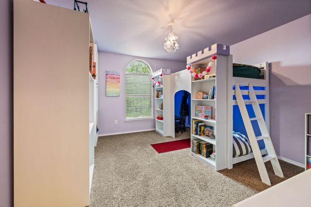 308 Bradbury Drive, Euless, TX 76040