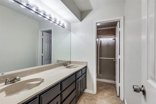 1864 Kings Canyon Circle, Fort Worth, TX 76134