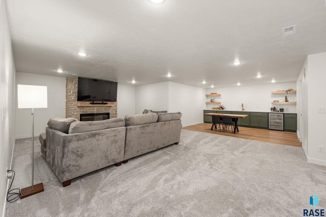 2612 S Galena Ave Avenue, Sioux Falls, SD 57110