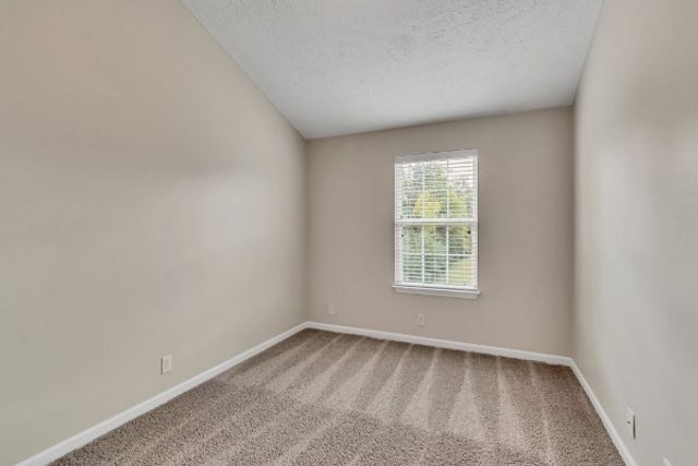 4325 Aurora Cir, Murfreesboro, TN 37127