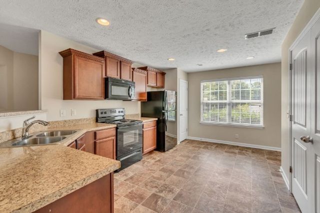 4325 Aurora Cir, Murfreesboro, TN 37127