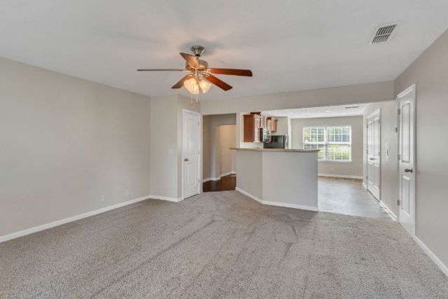 4325 Aurora Cir, Murfreesboro, TN 37127