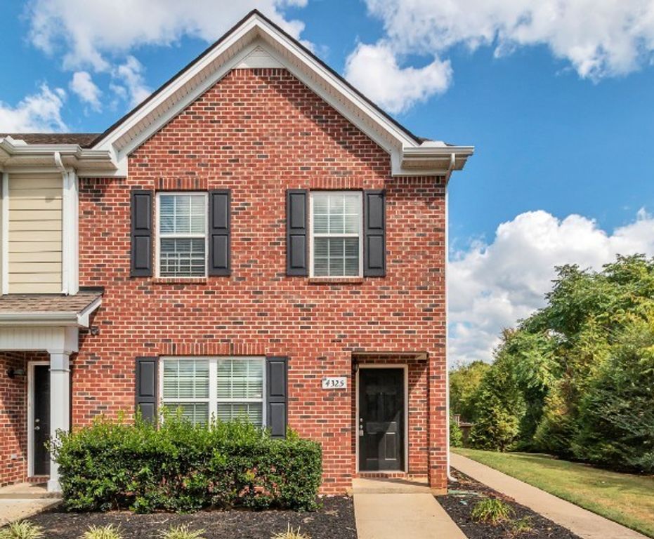 4325 Aurora Cir, Murfreesboro, TN 37127