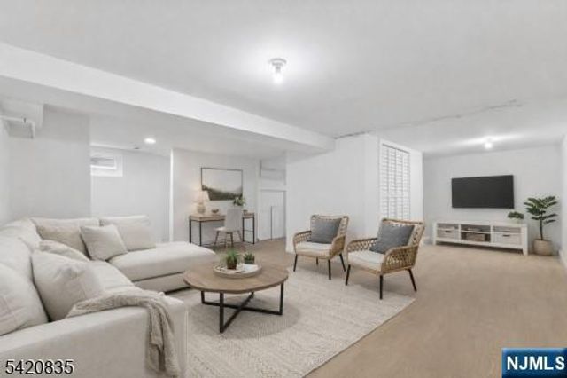 39 Hurden Street, Hillside, NJ 07205