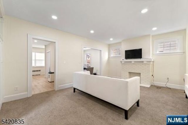 39 Hurden Street, Hillside, NJ 07205