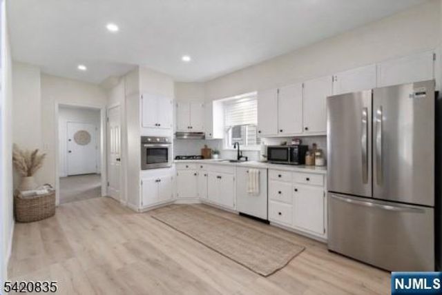 39 Hurden Street, Hillside, NJ 07205