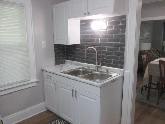 5472 N 40th STREET, Milwaukee, WI 53209