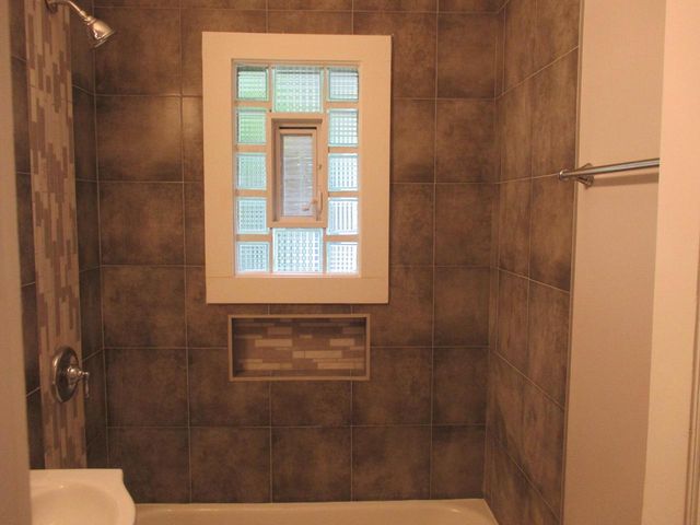 5472 N 40th STREET, Milwaukee, WI 53209