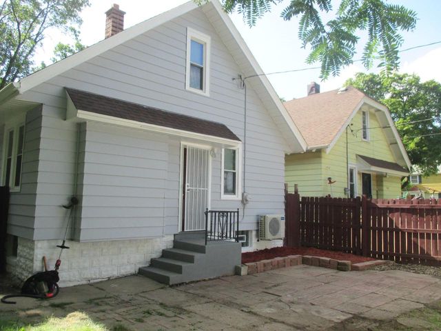 5472 N 40th STREET, Milwaukee, WI 53209