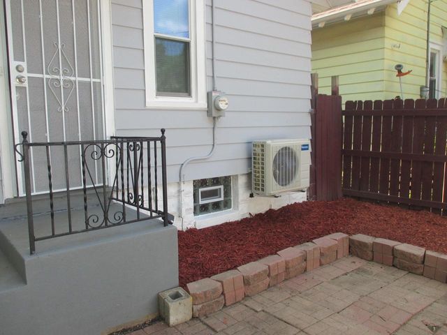 5472 N 40th STREET, Milwaukee, WI 53209
