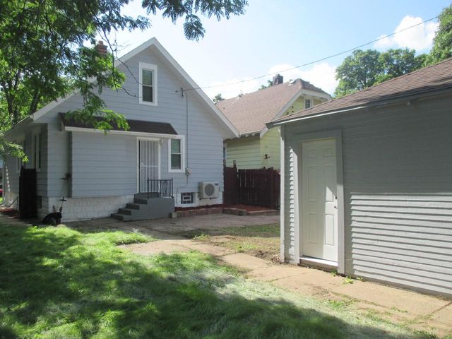 5472 N 40th STREET, Milwaukee, WI 53209