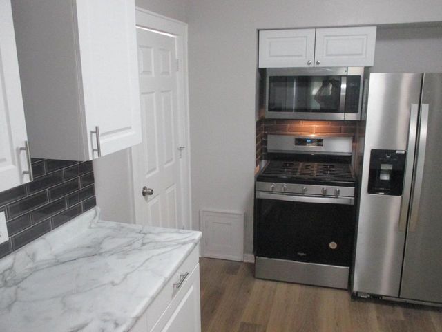 5472 N 40th STREET, Milwaukee, WI 53209
