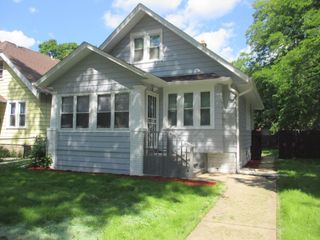 5472 N 40th STREET, Milwaukee, WI 53209