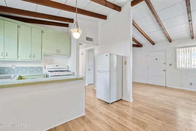 2507 E Linden Street, Tucson, AZ 85716