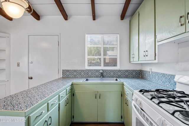 2507 E Linden Street, Tucson, AZ 85716