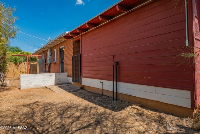 2507 E Linden Street, Tucson, AZ 85716