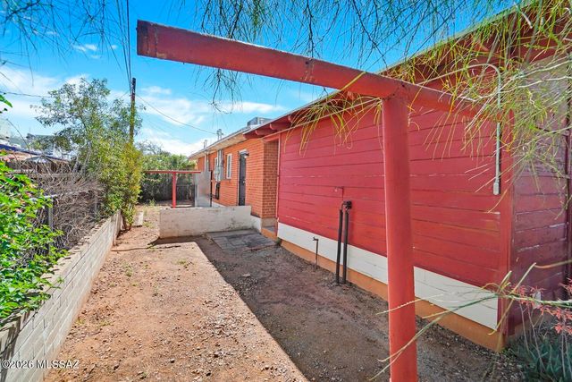 2507 E Linden Street, Tucson, AZ 85716
