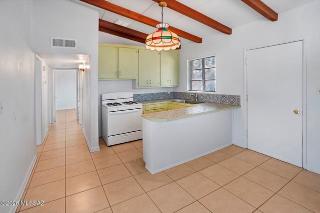 2507 E Linden Street, Tucson, AZ 85716