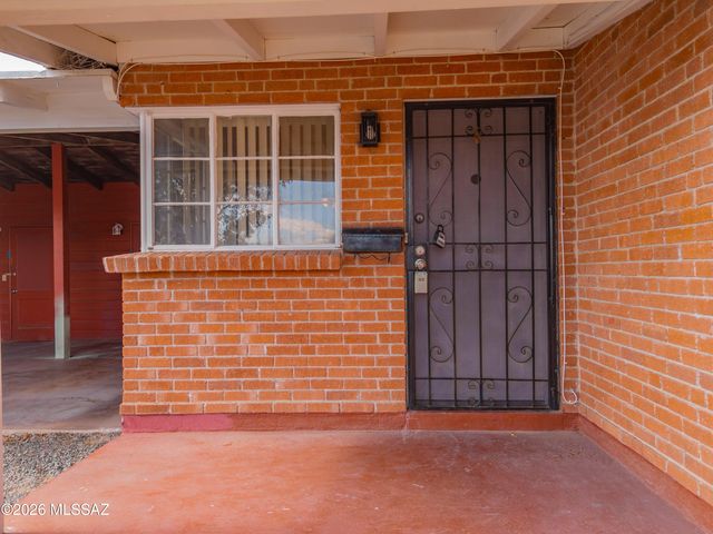 2507 E Linden Street, Tucson, AZ 85716