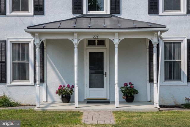 508 E MAIN ST, Berryville, VA 22611