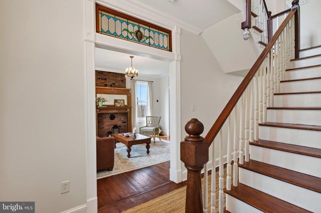 508 E MAIN ST, Berryville, VA 22611