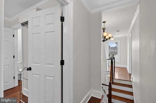 508 E MAIN ST, Berryville, VA 22611