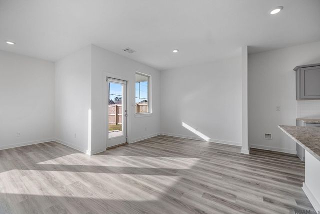 12856 Silverbell Ave, Denham Springs, LA 70726