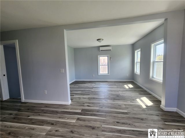 5347 Lake Avenue, Orchard Park, NY 14127