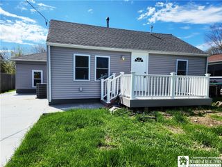 5347 Lake Avenue, Orchard Park, NY 14127