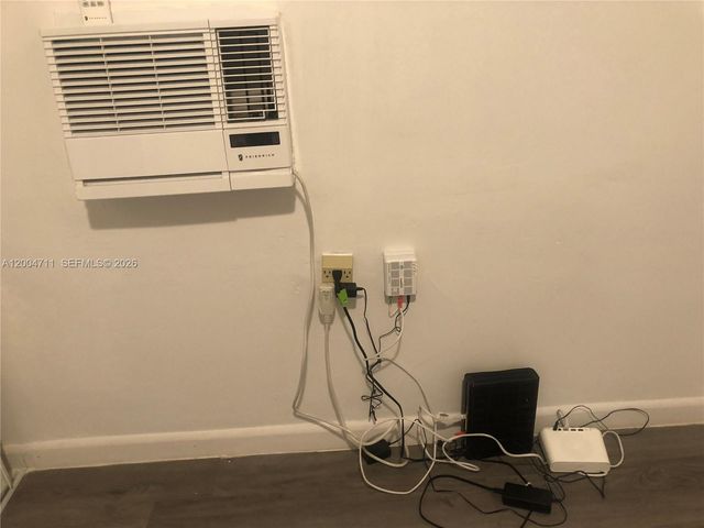 2161 SW 14th Ter 2, Miami, FL 33145