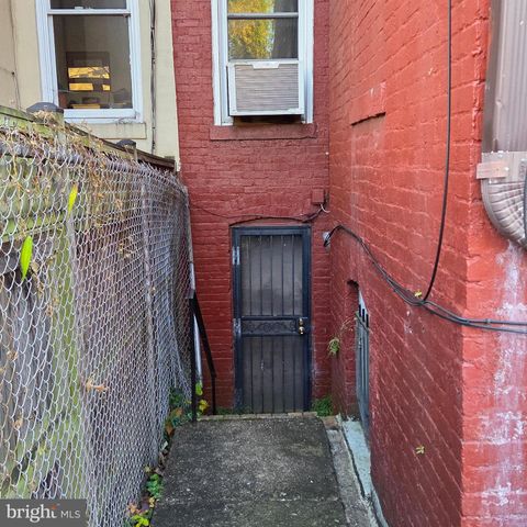 1320 A ST SE, Washington, DC 20003