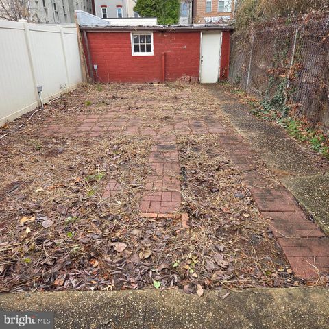 1320 A ST SE, Washington, DC 20003