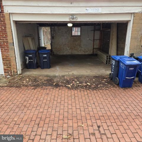 1320 A ST SE, Washington, DC 20003