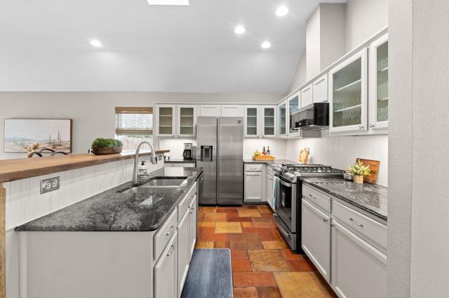 6502 Sans Souci CV, Austin, TX 78759