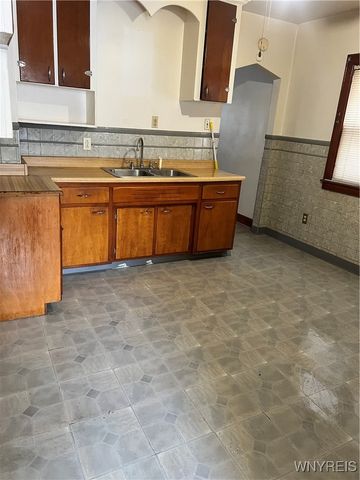 420 18th Street, Niagara Falls, NY 14303