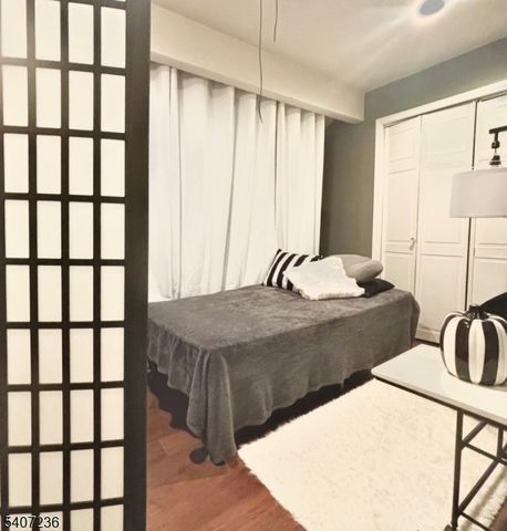 573 Dell Pl, Stanhope Boro, NJ 07874