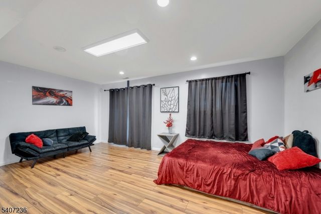 573 Dell Pl, Stanhope Boro, NJ 07874